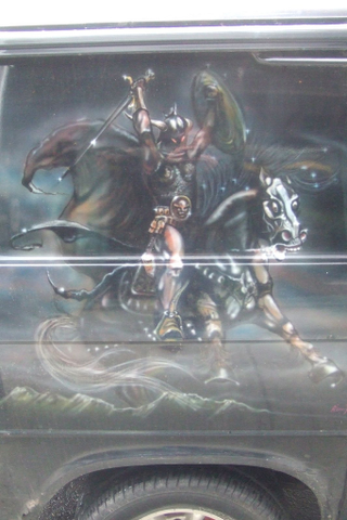 Illustration for article titled Freaking groovy airbrushed scifi and fantasy van art